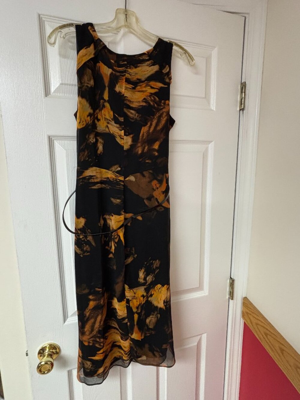 Vera Wang Dress Size M - Never Worn - Layered, Belted, Accents - Picture 8 of 16
